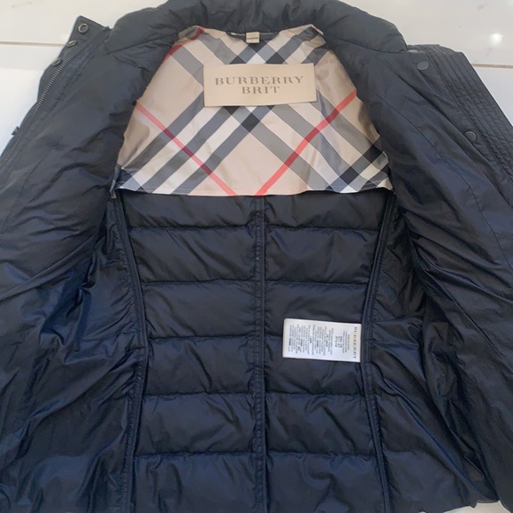 Burberry women’s jacket - Picture 5 of 9